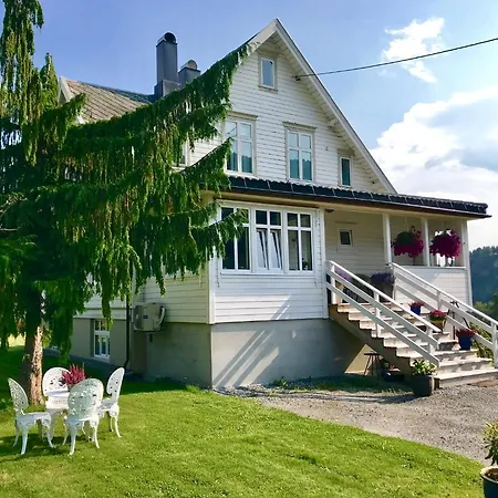 아파트 Lovise Riverside