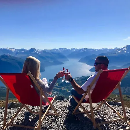 Lovise Riverside * Stranda (More og Romsdal)